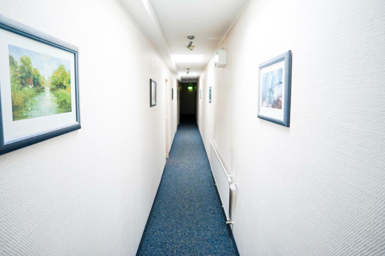 Hotel Sauer Garni Neu-Isenburg Exterior photo
